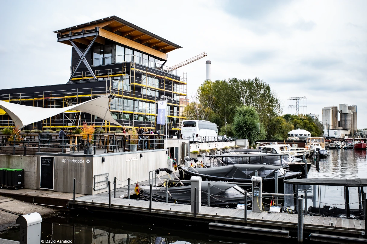 Rummelsburg, Berlin, Rummelsburger Bucht, Boote liegen im Hafen