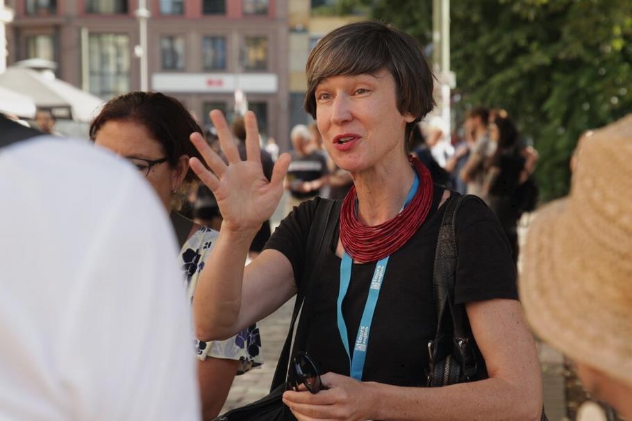Stadtführerin Heidi erklärt, original berlin walks